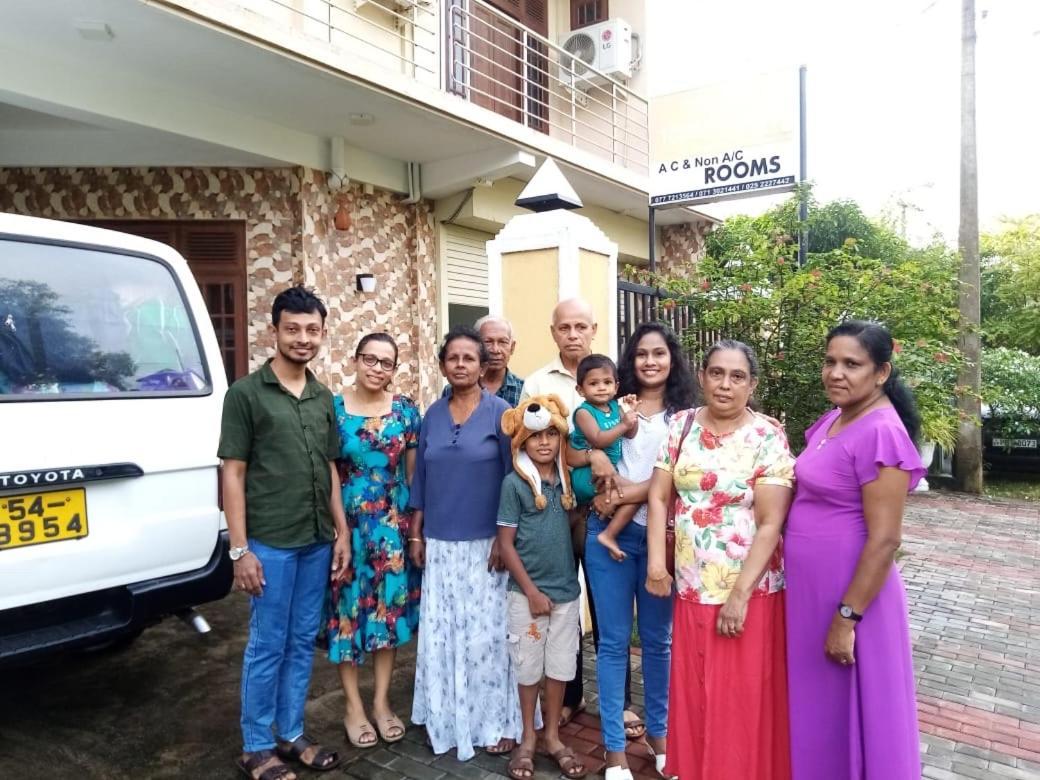 The City Tourist Hotel Anuradhapura Eksteriør bilde