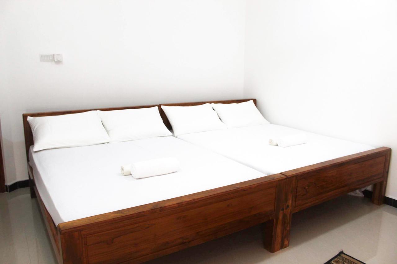 The City Tourist Hotel Anuradhapura Eksteriør bilde