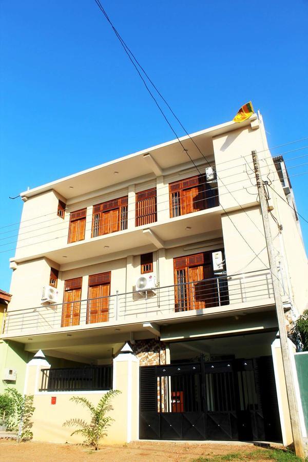 The City Tourist Hotel Anuradhapura Eksteriør bilde